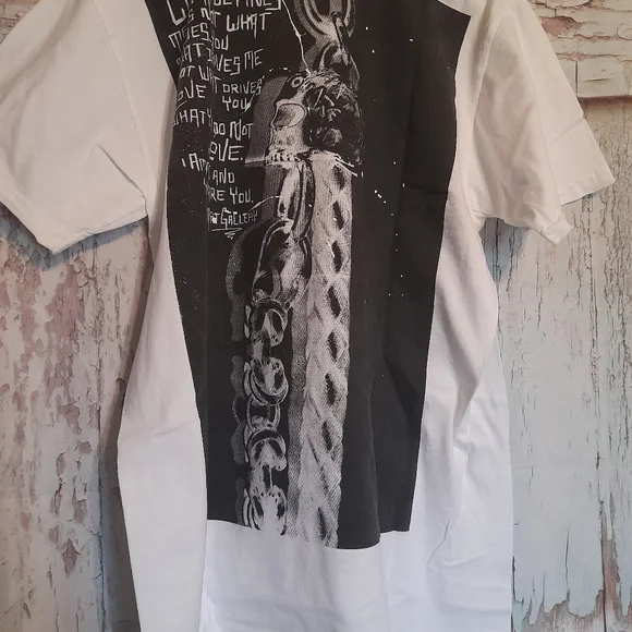 NWOT DOM REBEL HANG T-Shirt Swarovski Crystal MENS Size Large - Picture 5 of 9